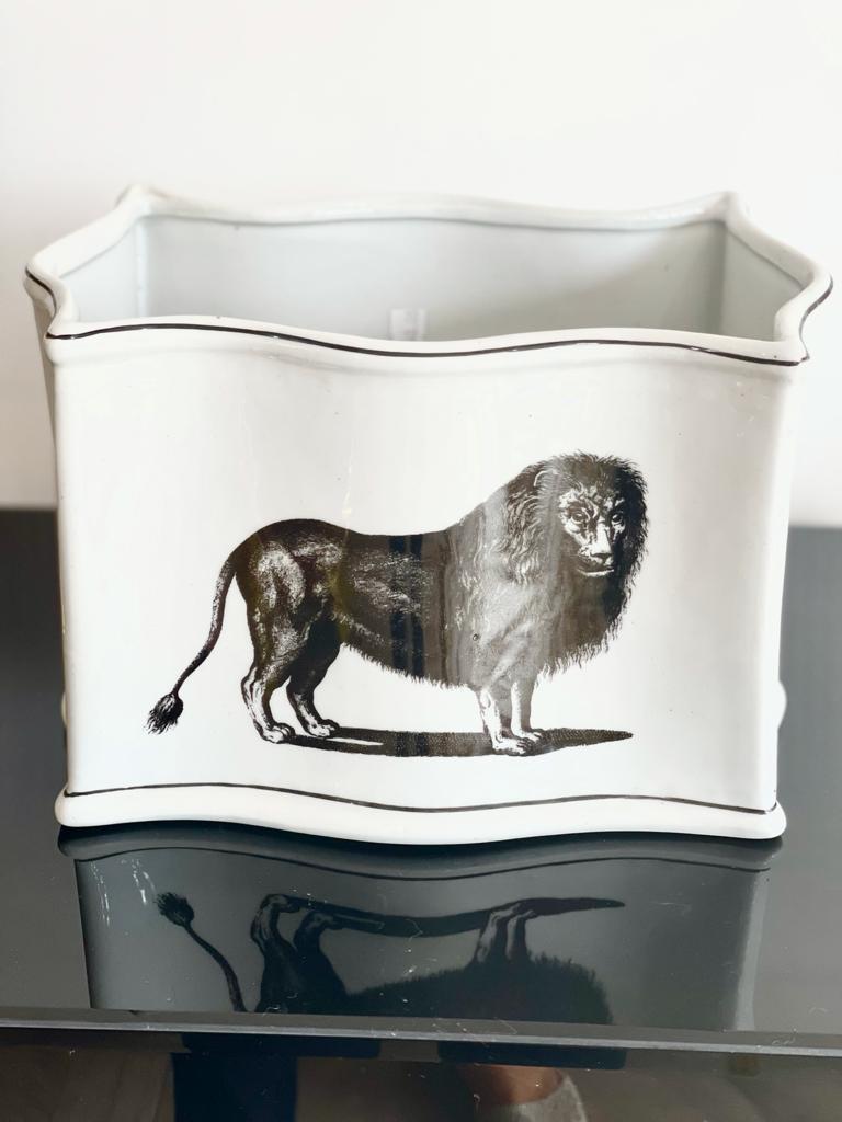 Rectangular White Lion Planter