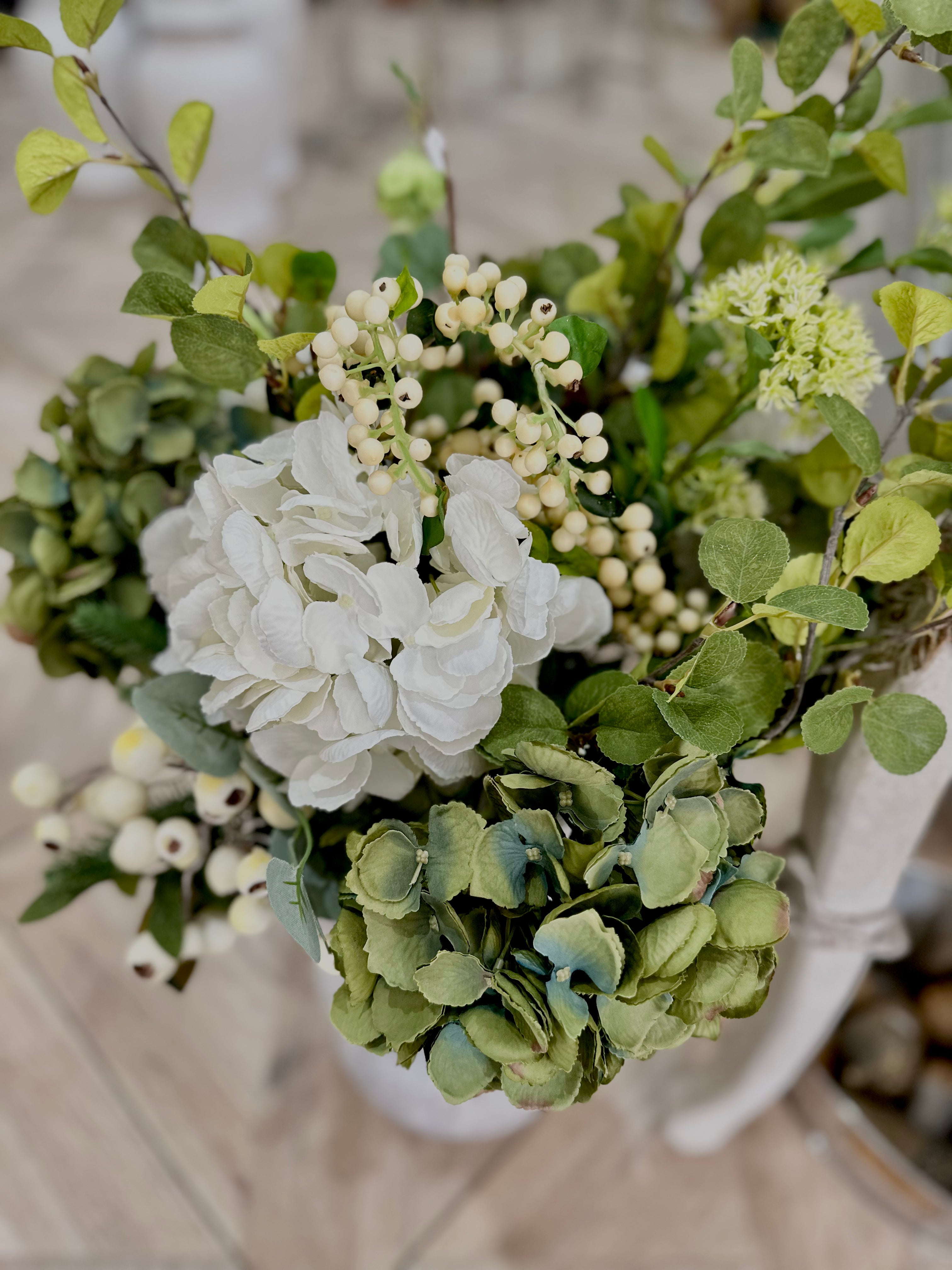 White Short Stem Individual Hydrangea