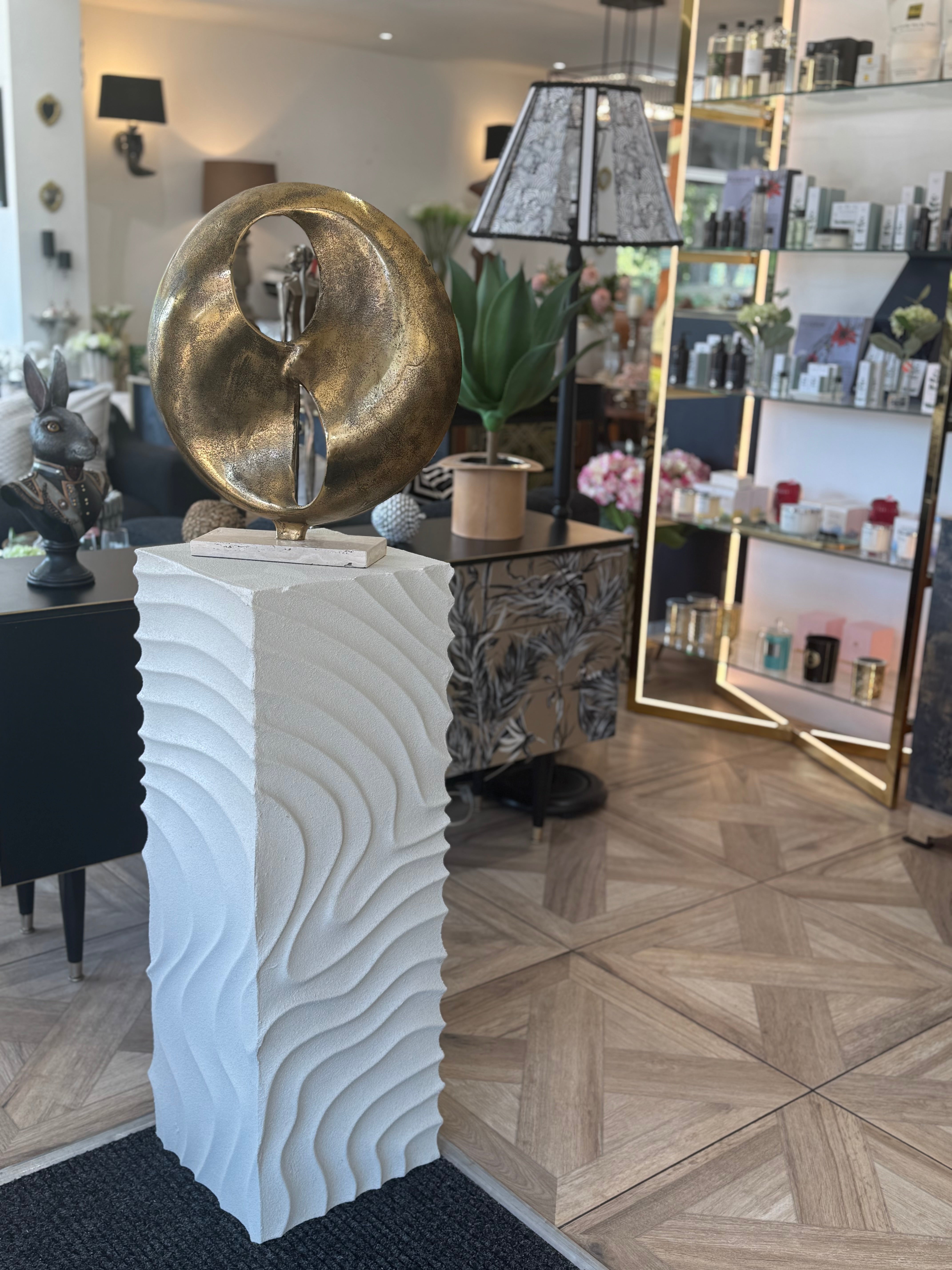 Isaiah Wave Design Pedestal | Multiple Sizes