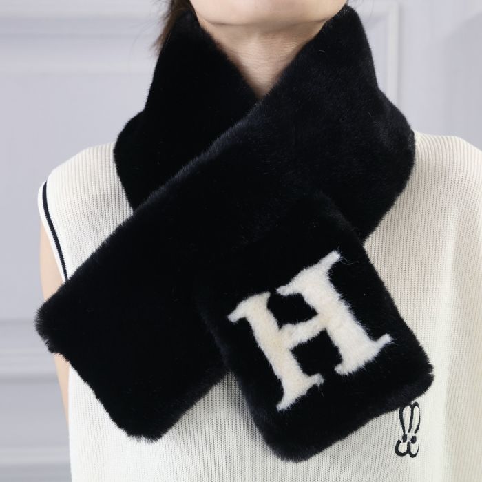 H Design Faux Fur Collar