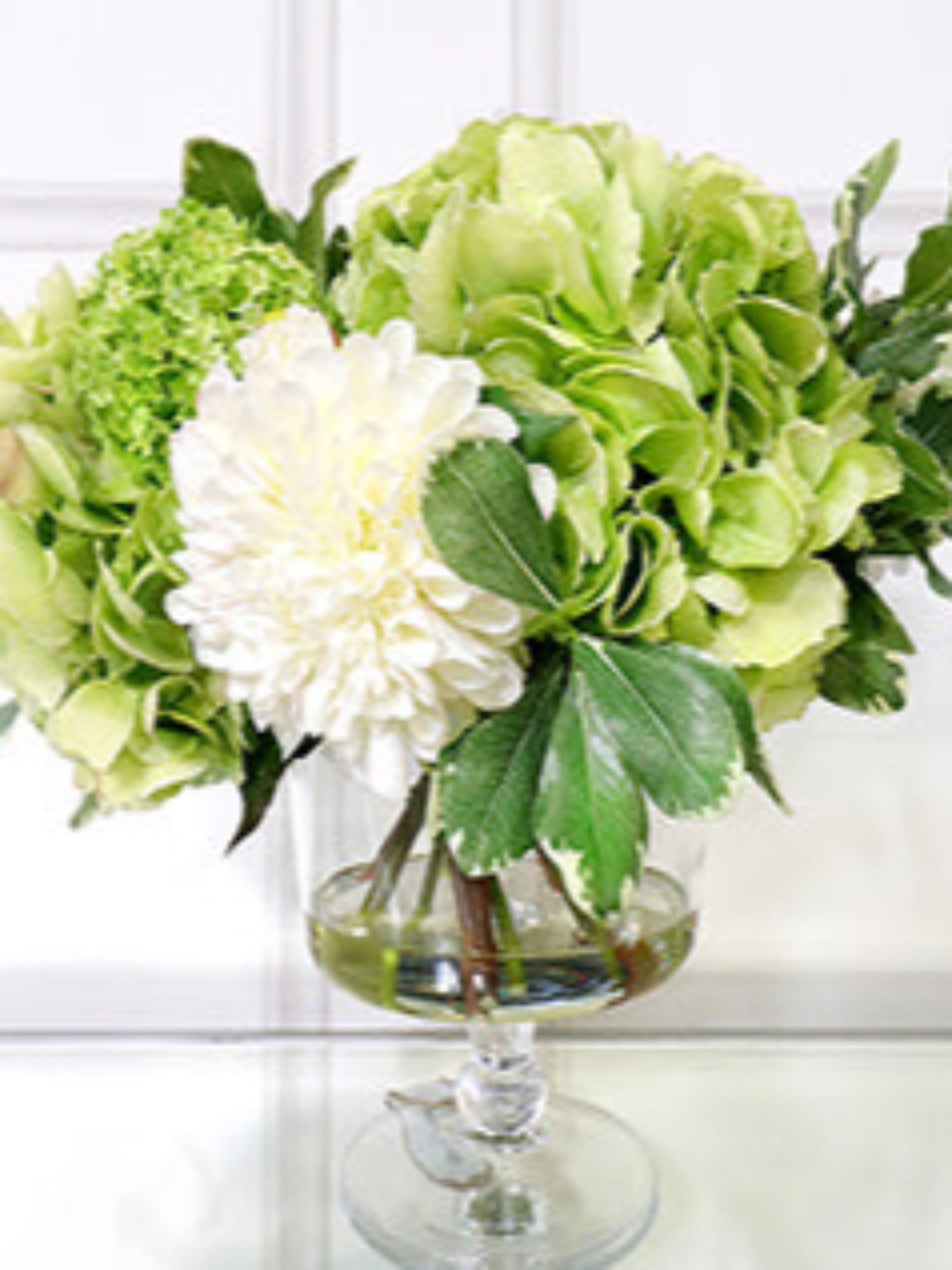 Mixed Hydrangeas and Dahlia Floral Arrangement