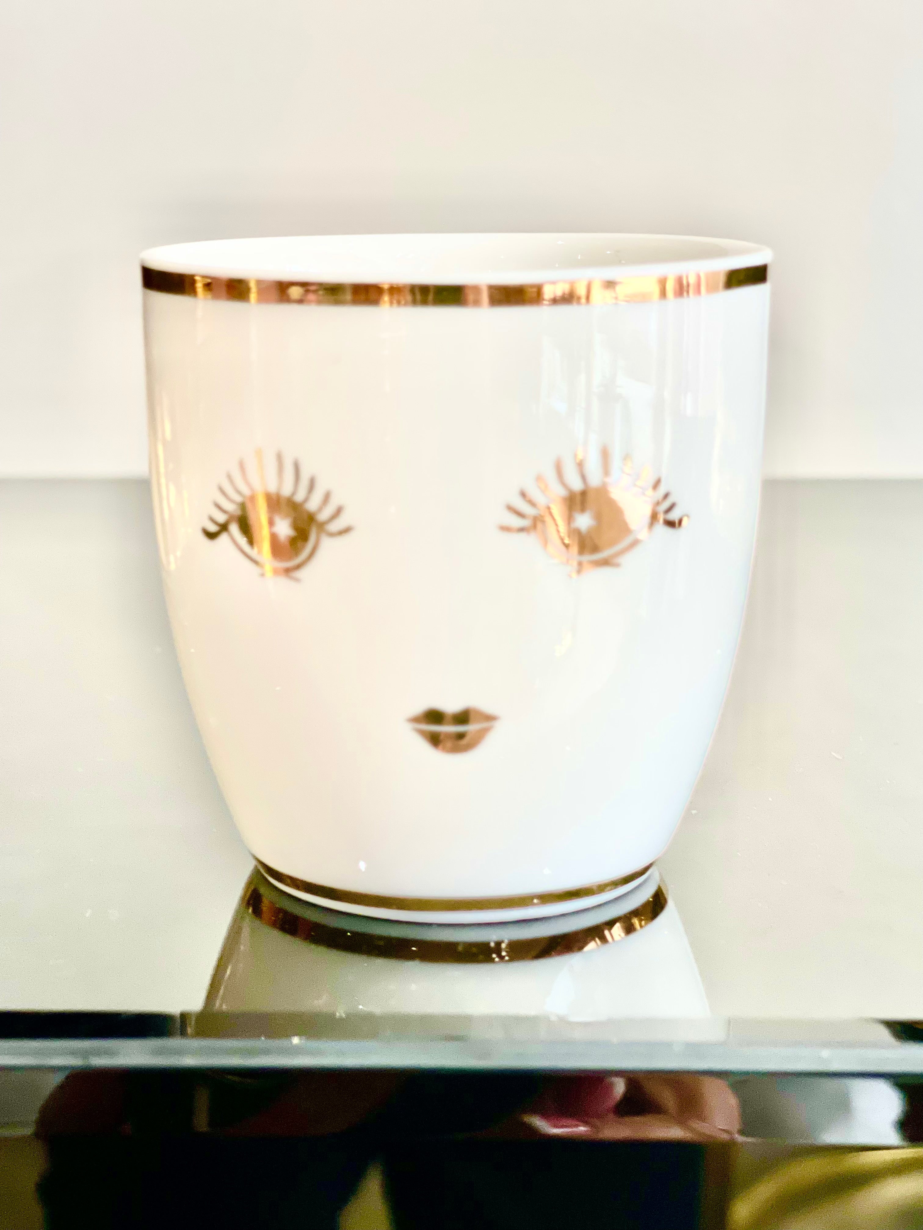 Miss Etoile Starry Eyes Tea Light Candle Holder with Gold Detailing